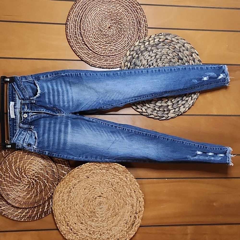 Kancan high-rise distressed skinny jeans size 1 (24)